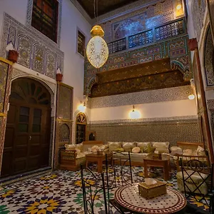 riad-qamar-fez.hotelfesmorocco.com/